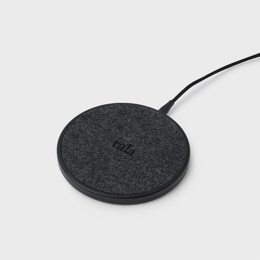 Tala. WIRELESS CHARGER Black