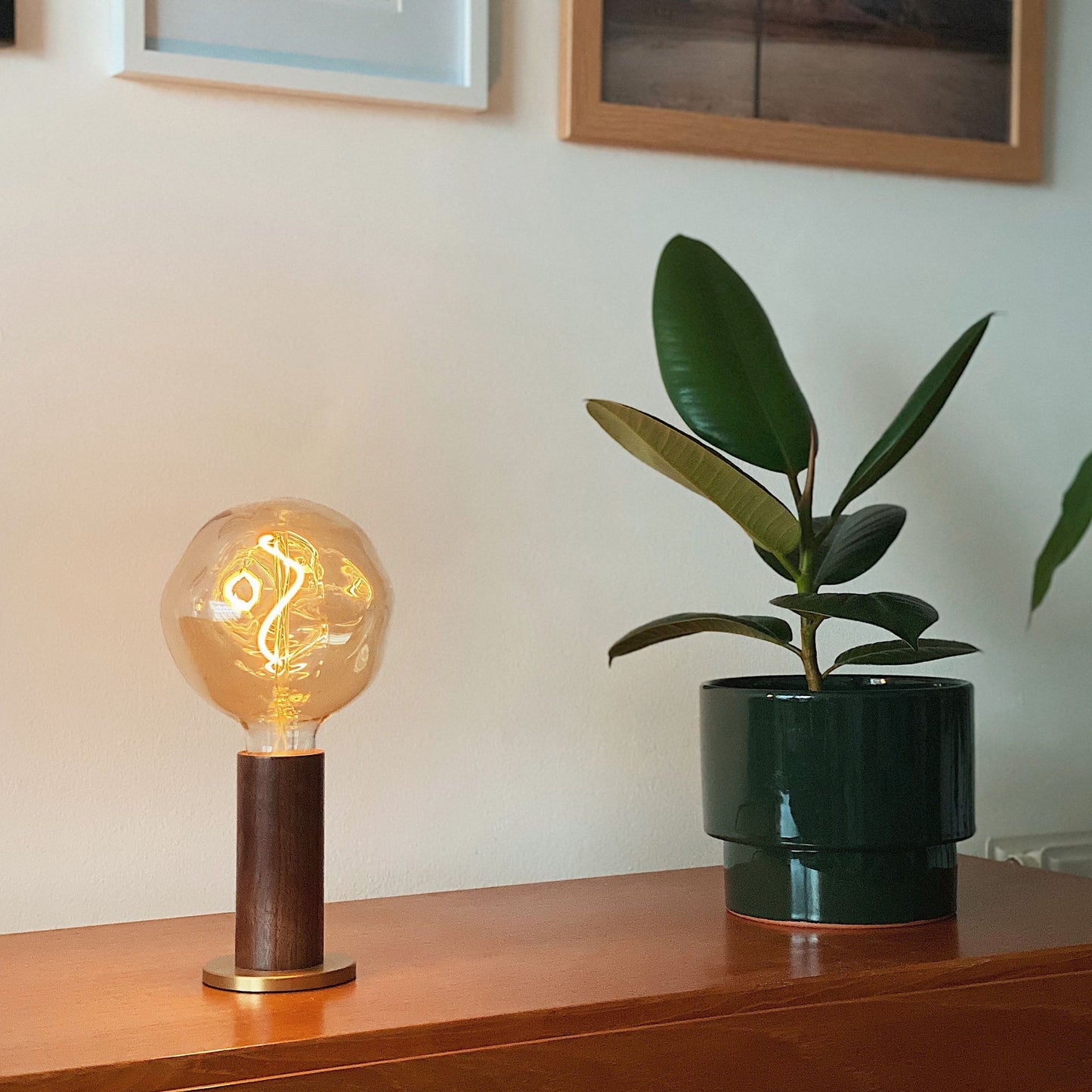 VORONOI 1 2W 2200K E26 LED BULB